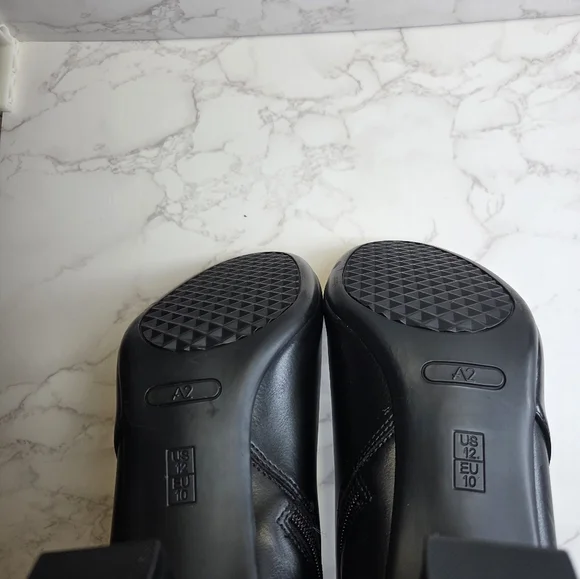 Black Women's Ankle Booties - Classic Heeled Dress Boots - Picture 6 of 8